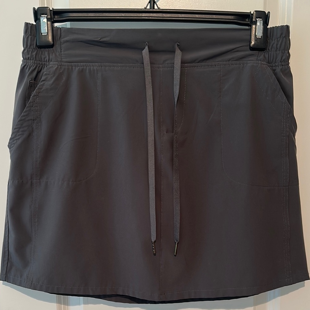 Marika gray skort